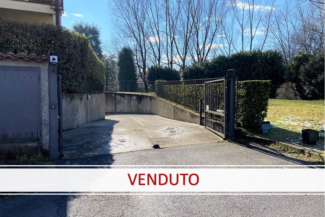 BOX SINGOLO CON COMODO ACCESSO